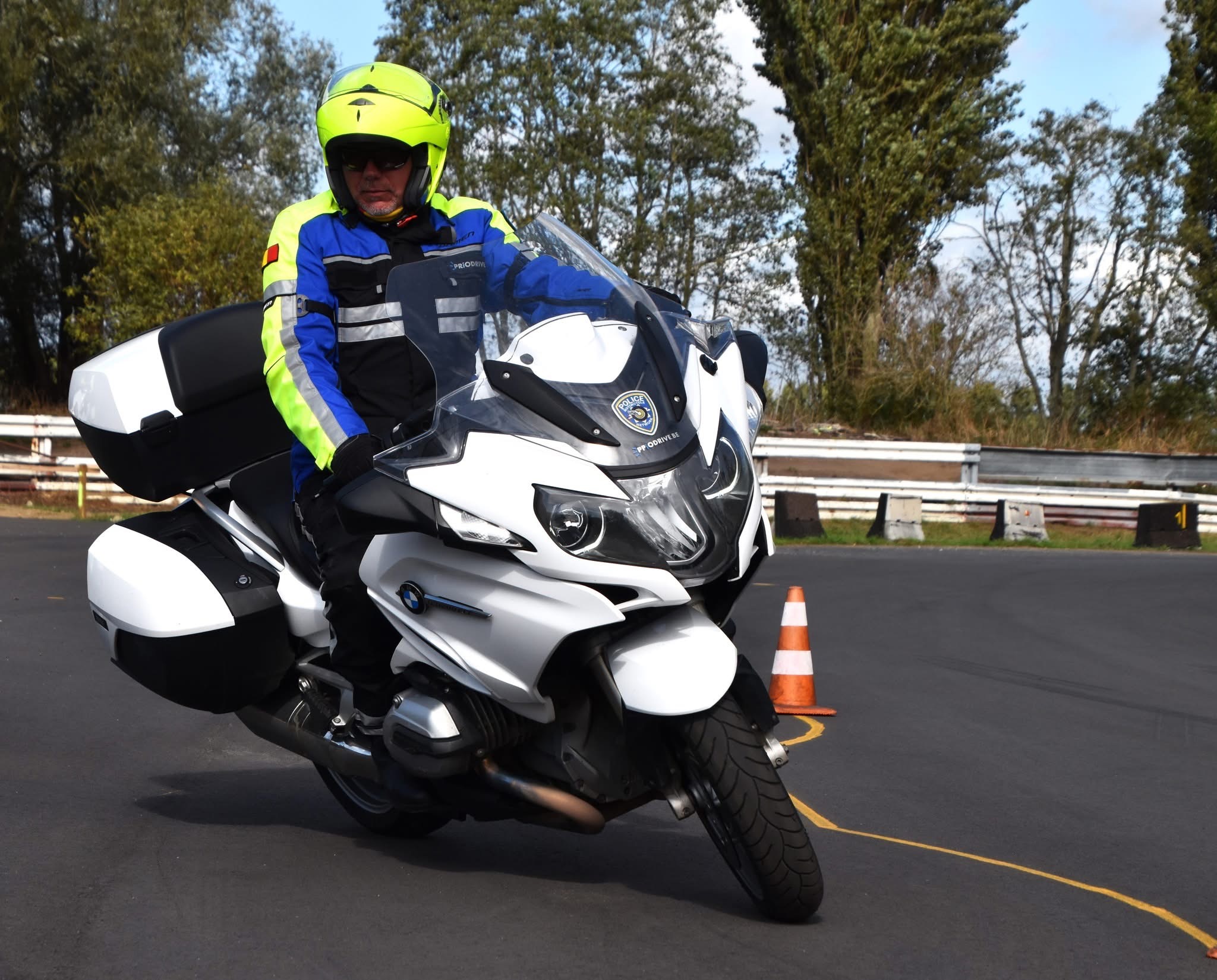 Moto met instructeur